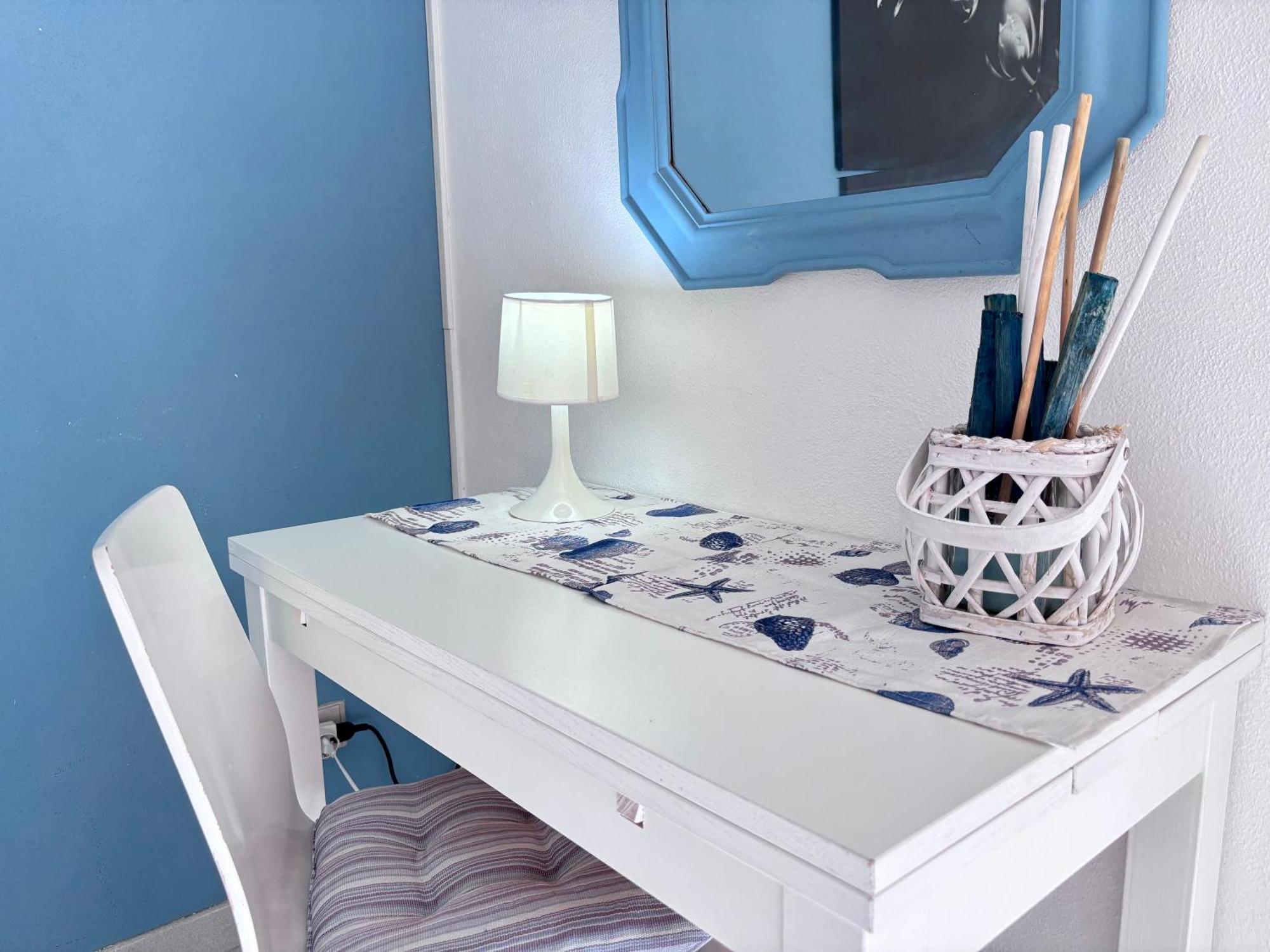 Blue Apartment, Alghero, Near Beaches Buitenkant foto